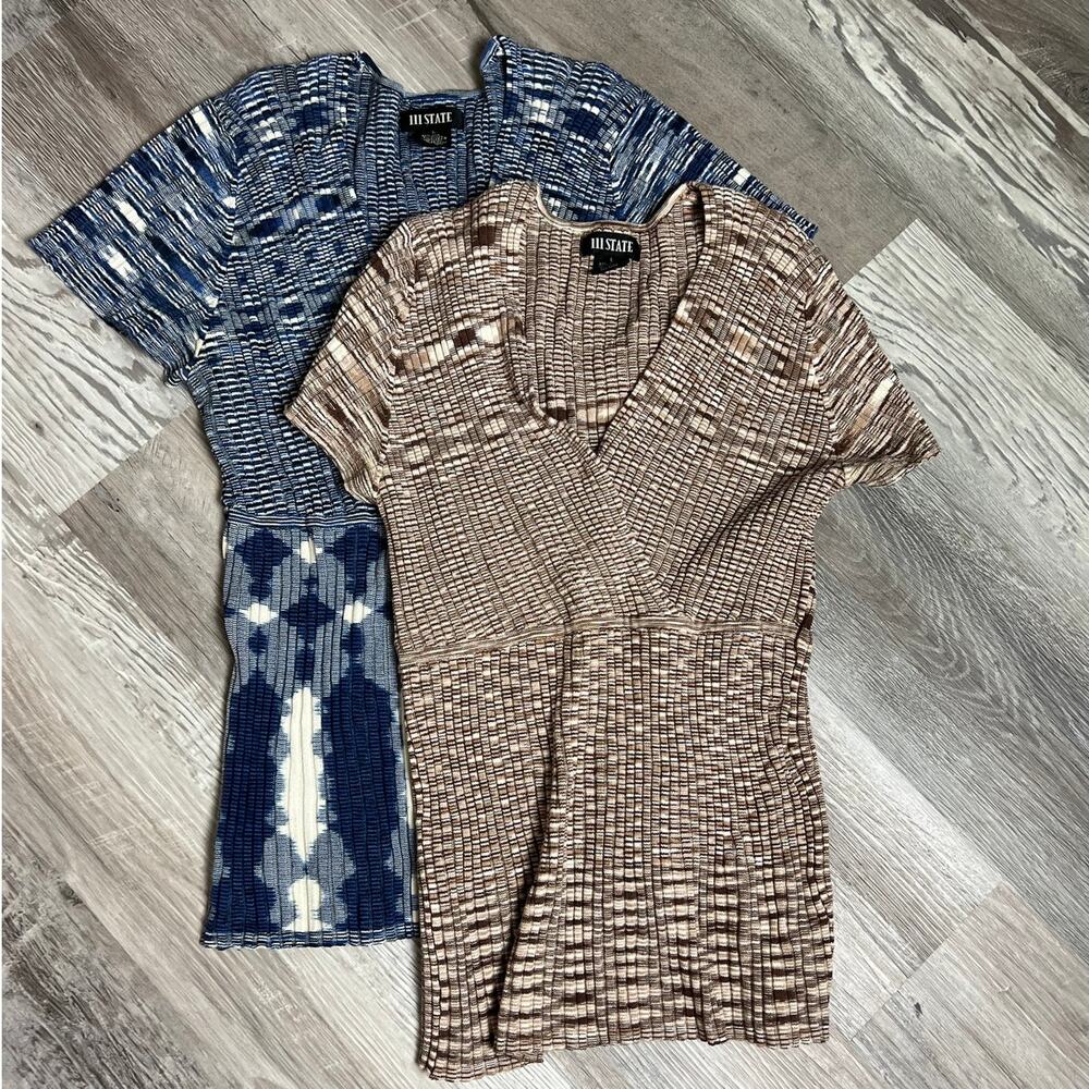 III State Women L minimalist Blue Brown Stretchy Ribbed V Neck Knit Tops Bundle